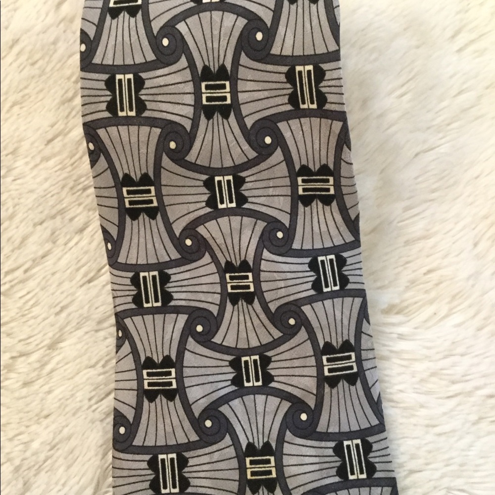 Bill Robinson tie - Picture 4 of 6